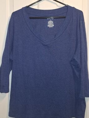 St. John's Bay Women's Long Sleeve V-Neck Top - Navy 1X